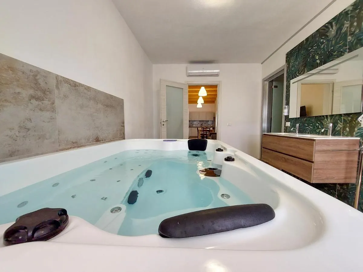 Residence Del Tellaro Lido di Noto 0*,