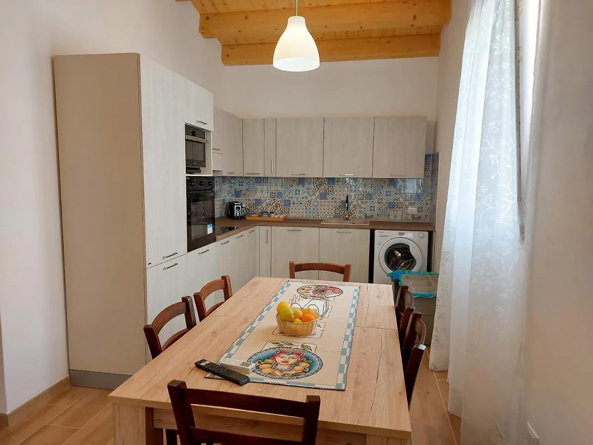 Residence Del Tellaro Lido di Noto 0*,
