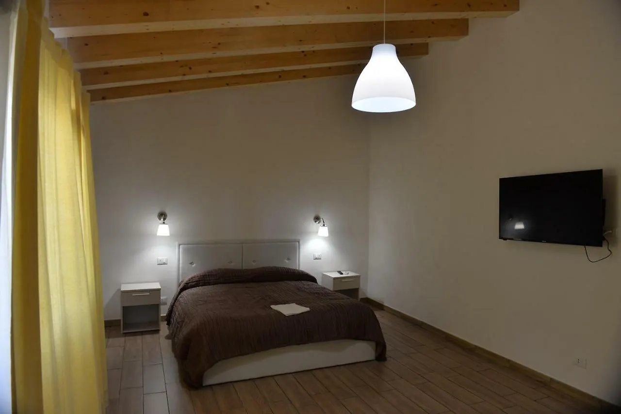 Residence Del Tellaro Lido di Noto 0*,